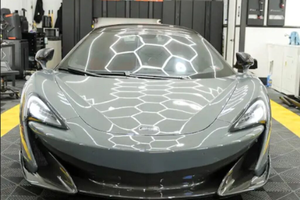 do ceramic coatings emphasize car paint imperfection (2)